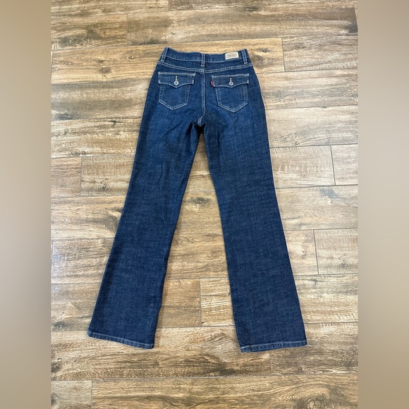 Levi’s Perfectly Slimming Bootcut 512 Jeans 4M, Dark Wash Bootcut Jeans 27 - Picture 2 of 11